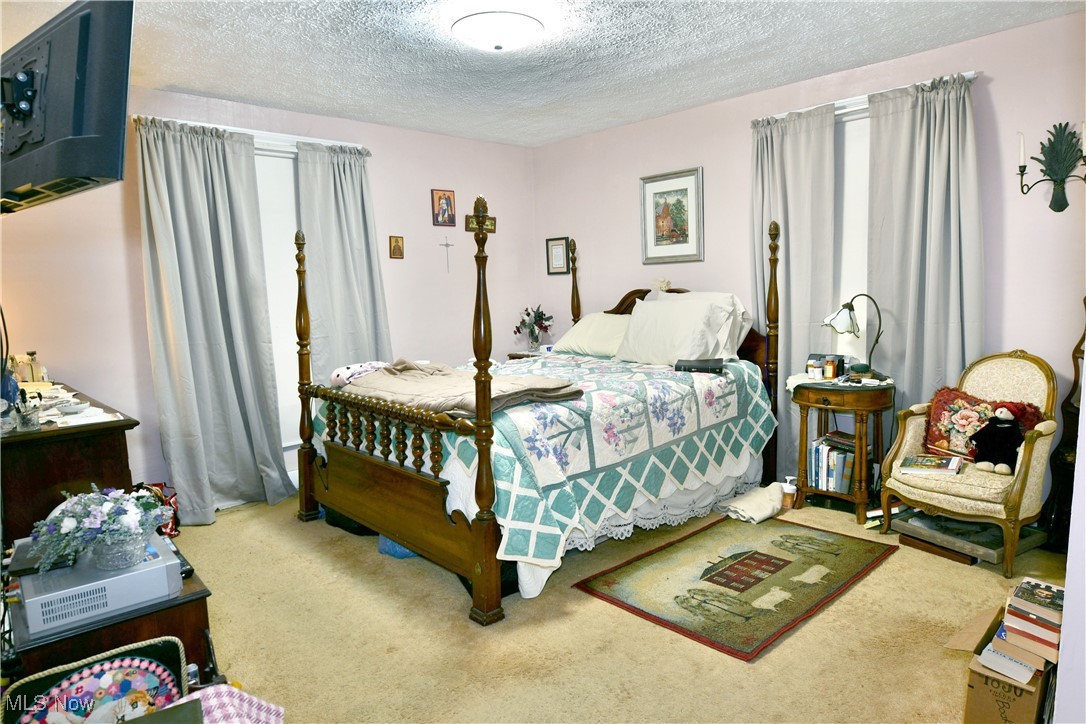 9210 Howland Springs Road SE Howland OH 44484