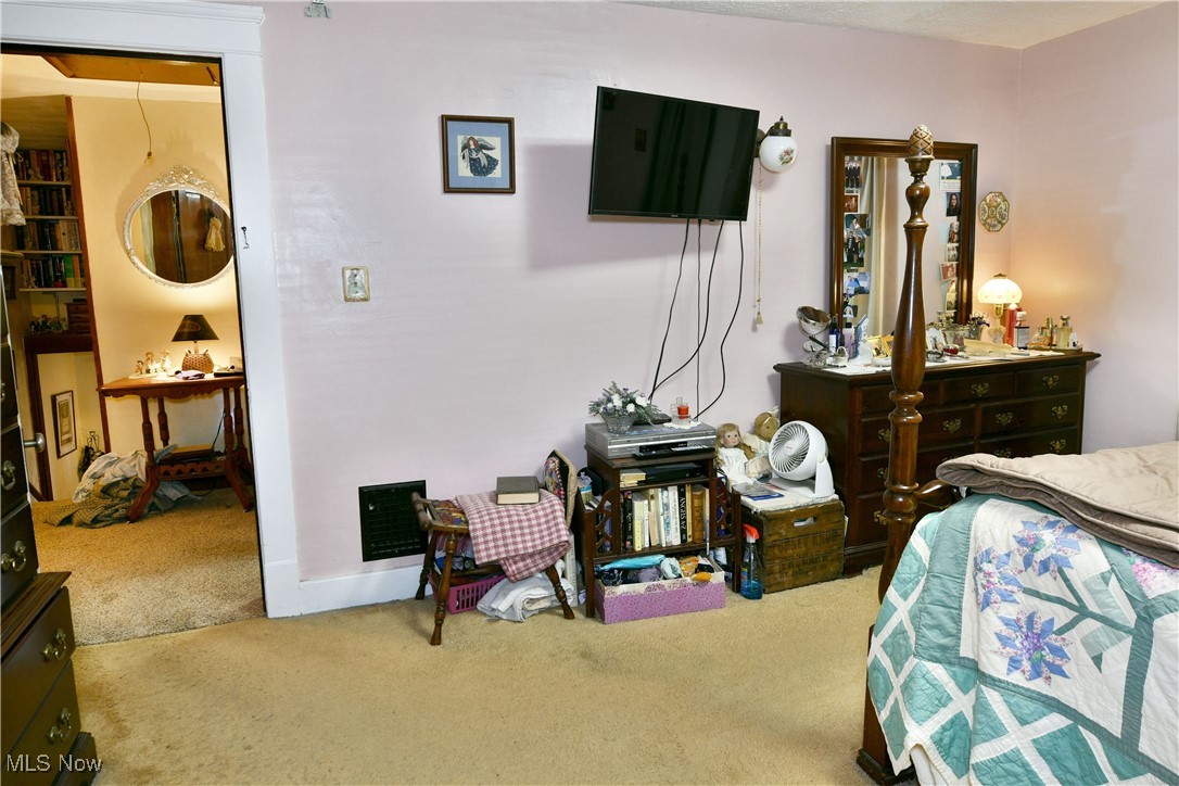 9210 Howland Springs Road SE Howland OH 44484