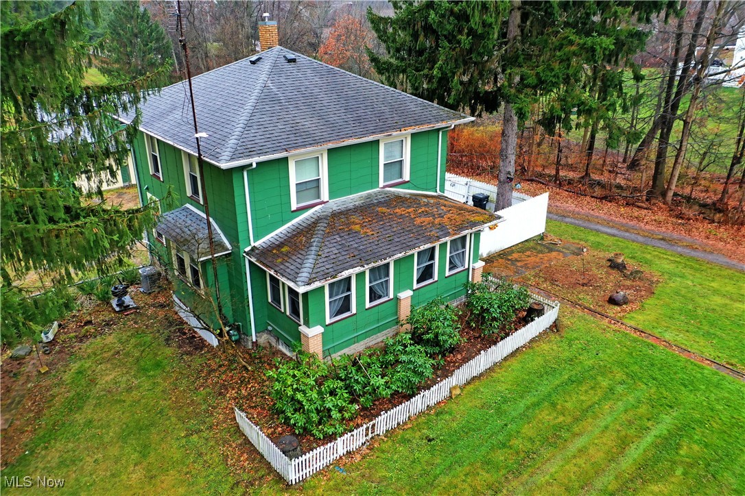 9210 Howland Springs Road SE Howland OH 44484