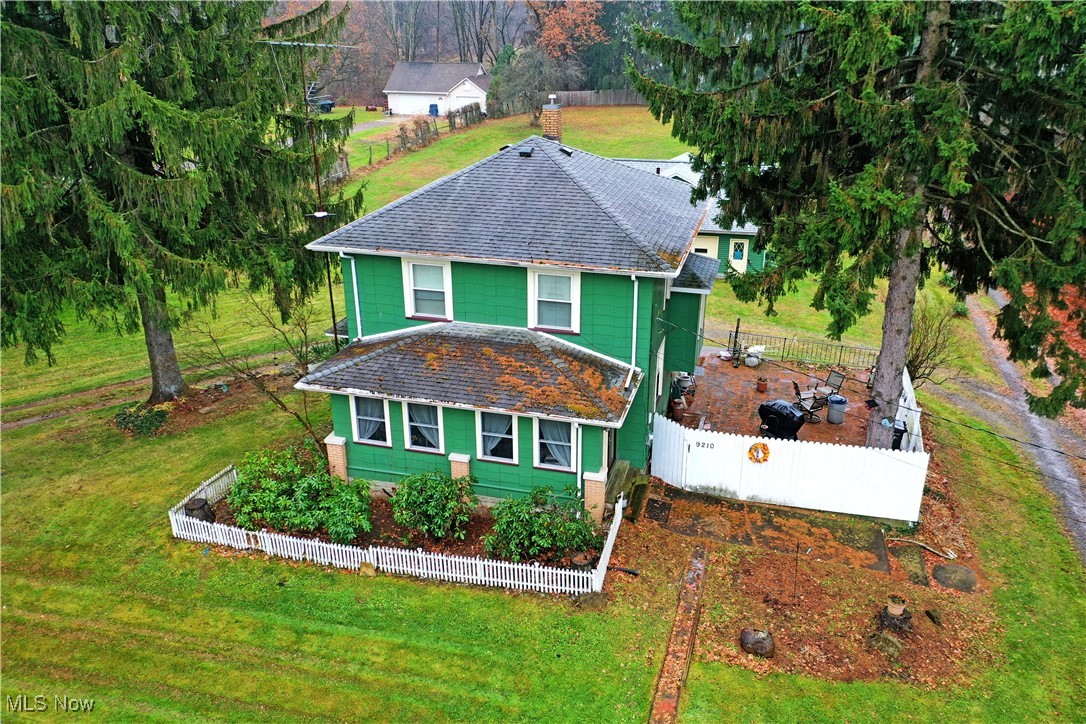 9210 Howland Springs Road SE Howland OH 44484