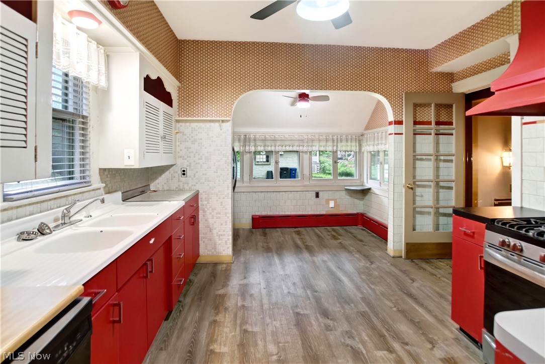 16317 Clifton Boulevard Lakewood OH 44107