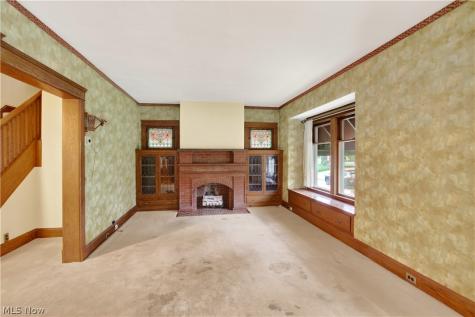 16317 Clifton Boulevard Lakewood OH 44107