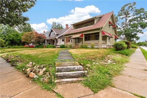 16317 Clifton Boulevard Lakewood OH 44107