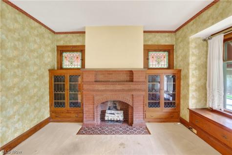 16317 Clifton Boulevard Lakewood OH 44107