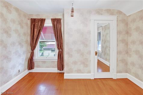 16317 Clifton Boulevard Lakewood OH 44107