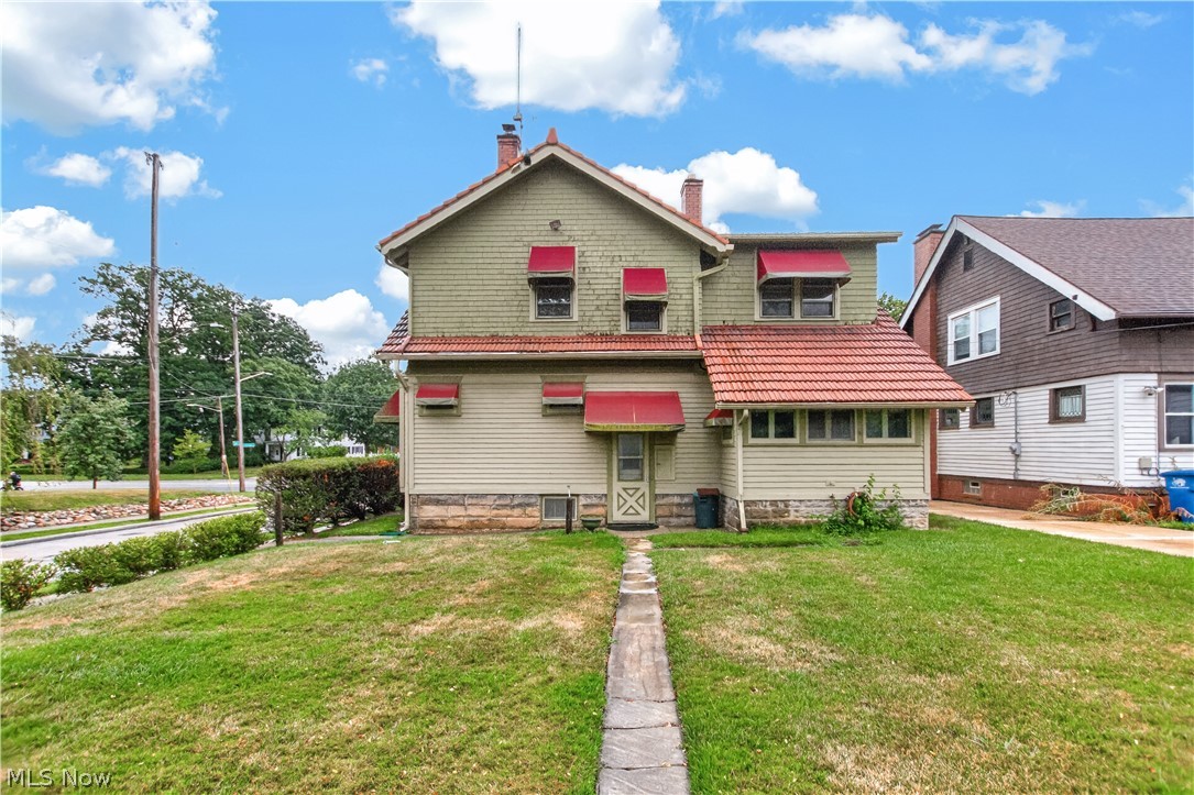 16317 Clifton Boulevard Lakewood OH 44107