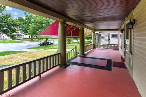 16317 Clifton Boulevard Lakewood OH 44107