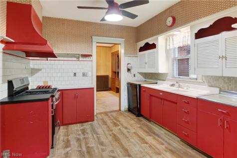 16317 Clifton Boulevard Lakewood OH 44107