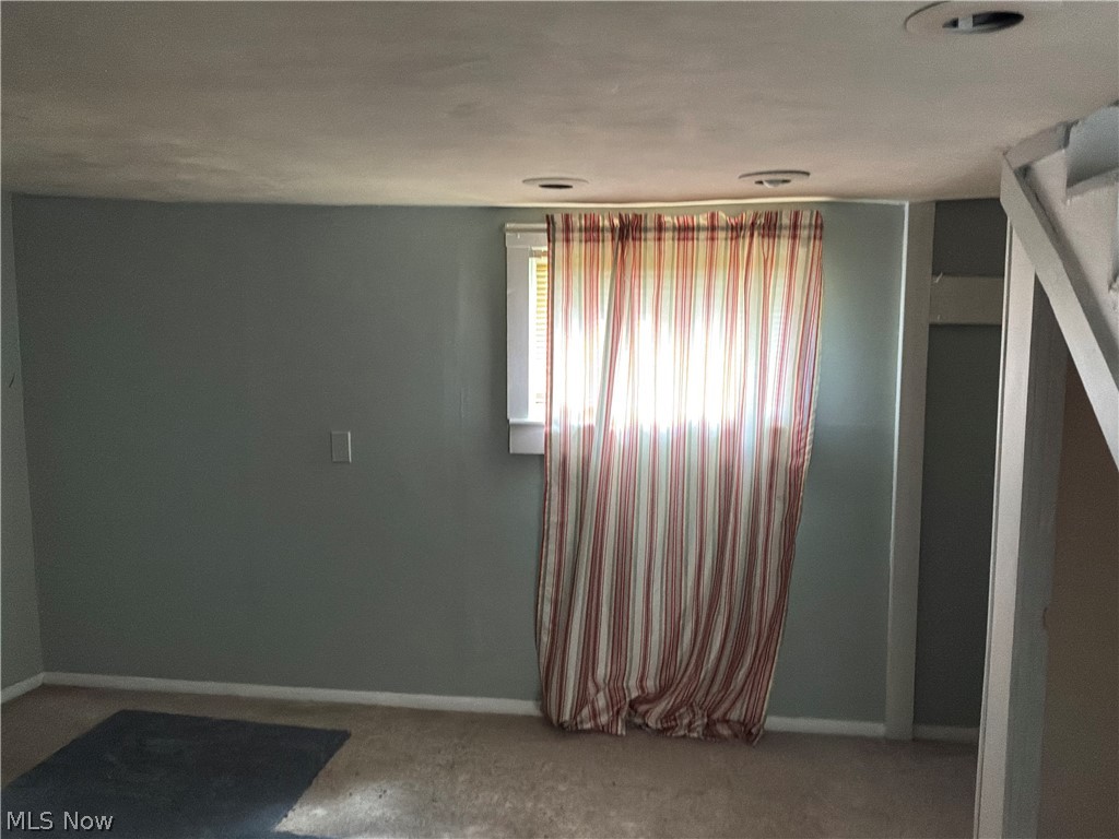 816 Delaware Street Martins Ferry OH 43935