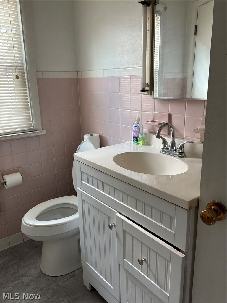 816 Delaware Street Martins Ferry OH 43935