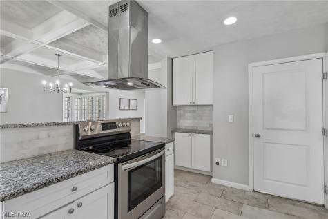 875 Hereford Drive Akron OH 44303