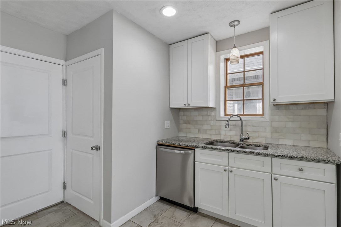 875 Hereford Drive Akron OH 44303