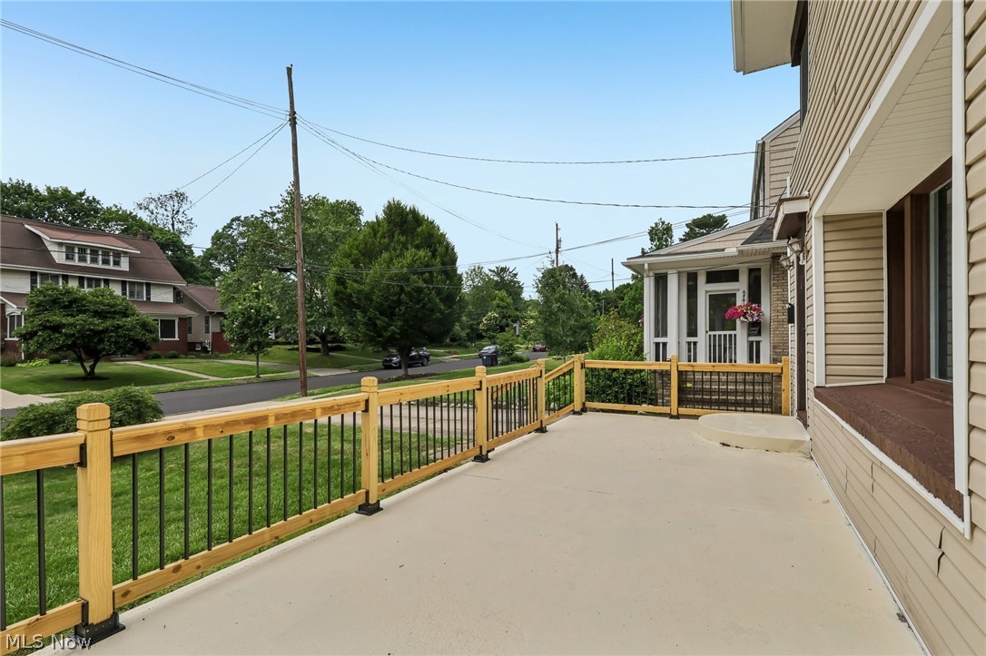 875 Hereford Drive Akron OH 44303