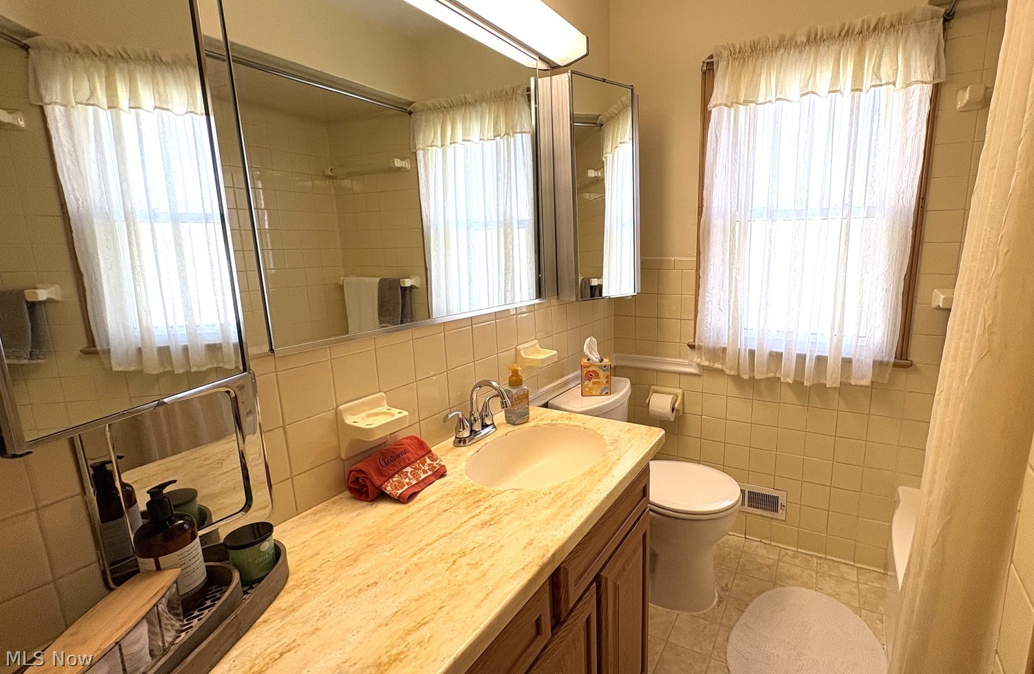 6453 Lawnwood Avenue Parma Heights OH 44130