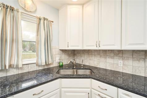 2941 Sweitzer Road Uniontown OH 44685