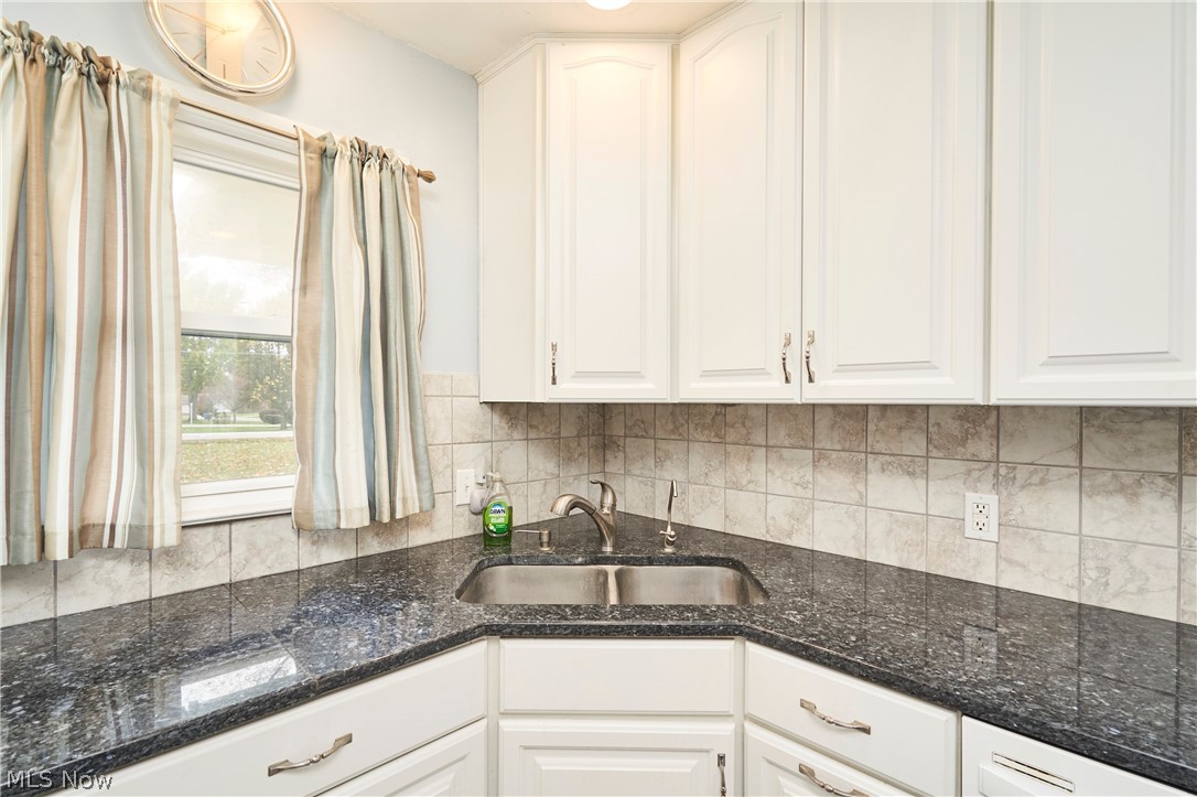 2941 Sweitzer Road Uniontown OH 44685