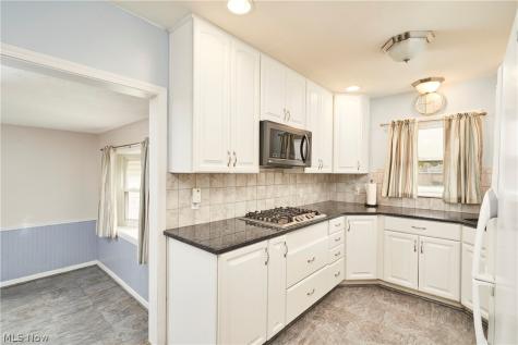 2941 Sweitzer Road Uniontown OH 44685