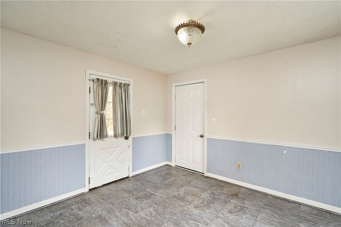 2941 Sweitzer Road Uniontown OH 44685