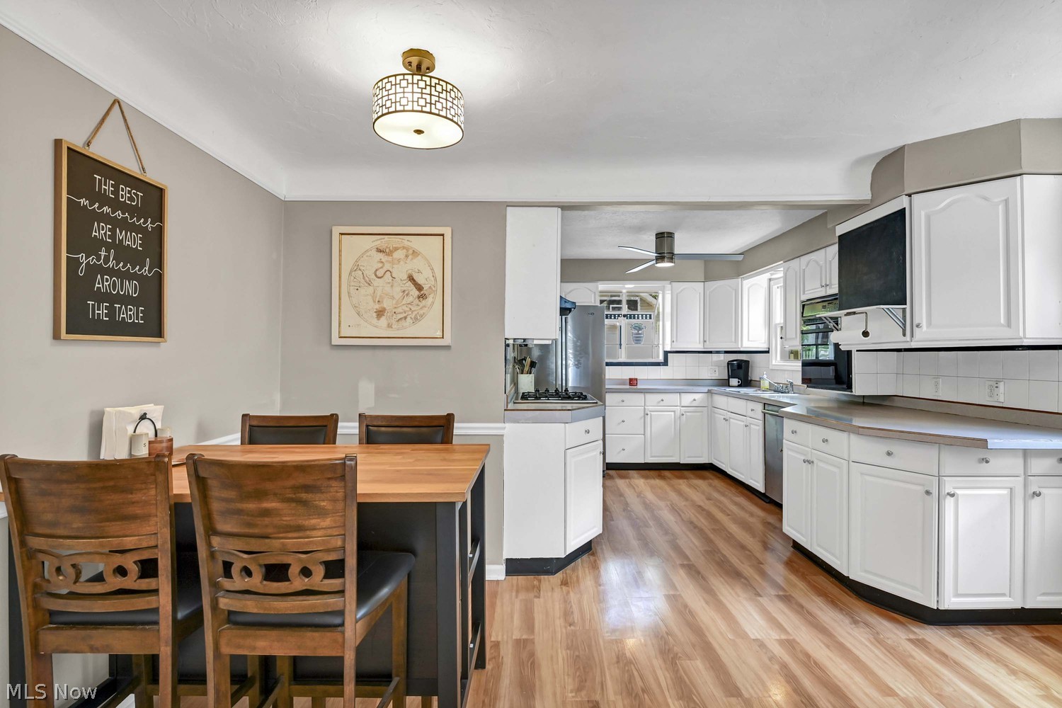 24380 Hedgewood Avenue Westlake OH 44145