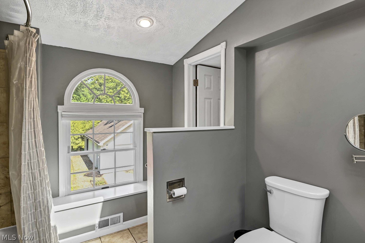 24380 Hedgewood Avenue Westlake OH 44145