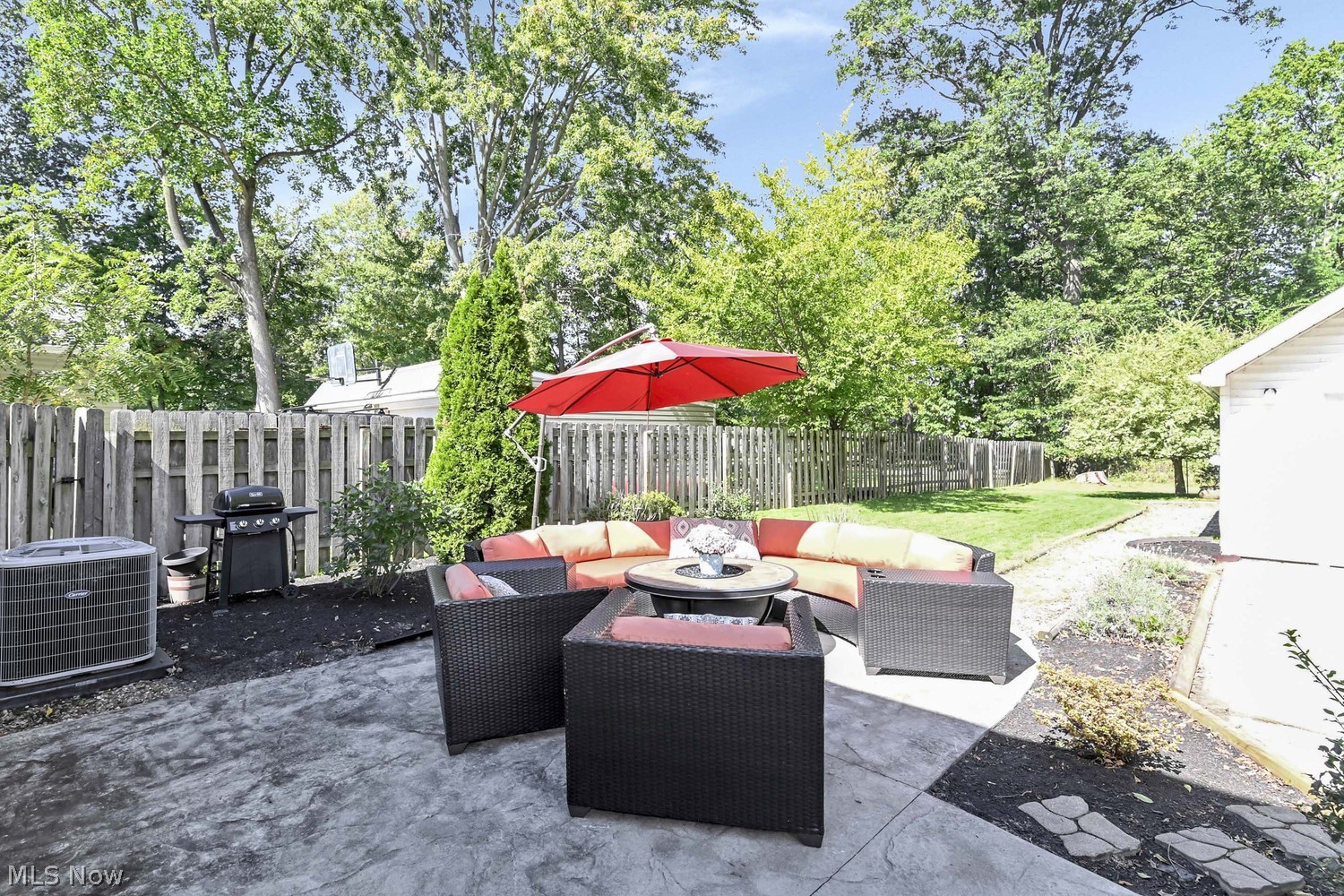 24380 Hedgewood Avenue Westlake OH 44145