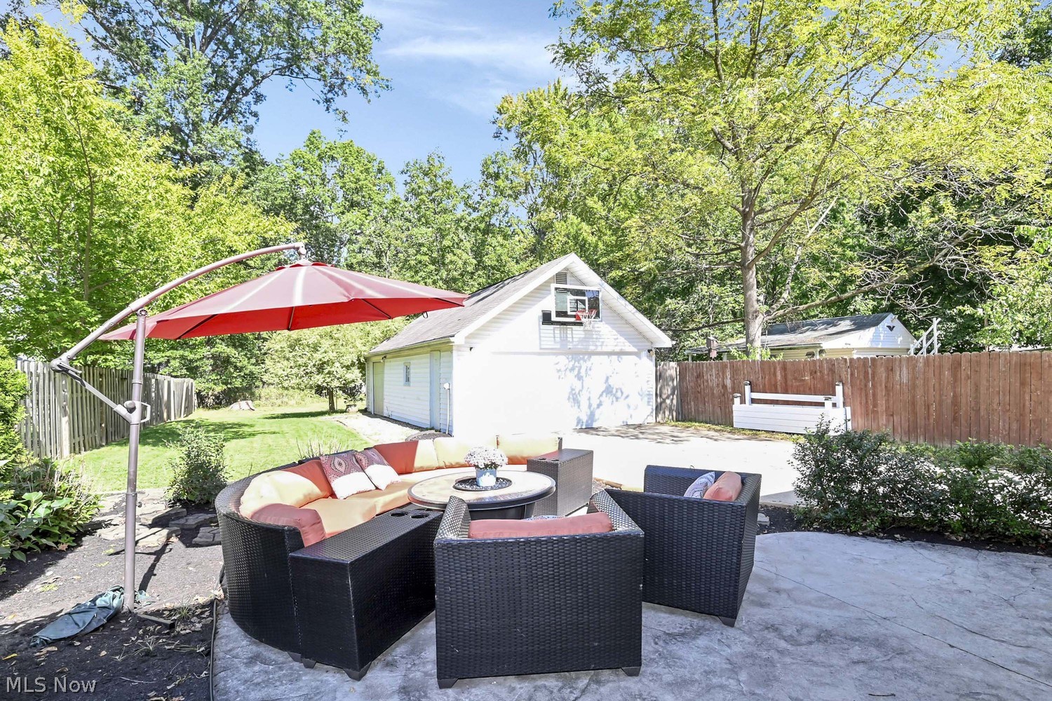 24380 Hedgewood Avenue Westlake OH 44145