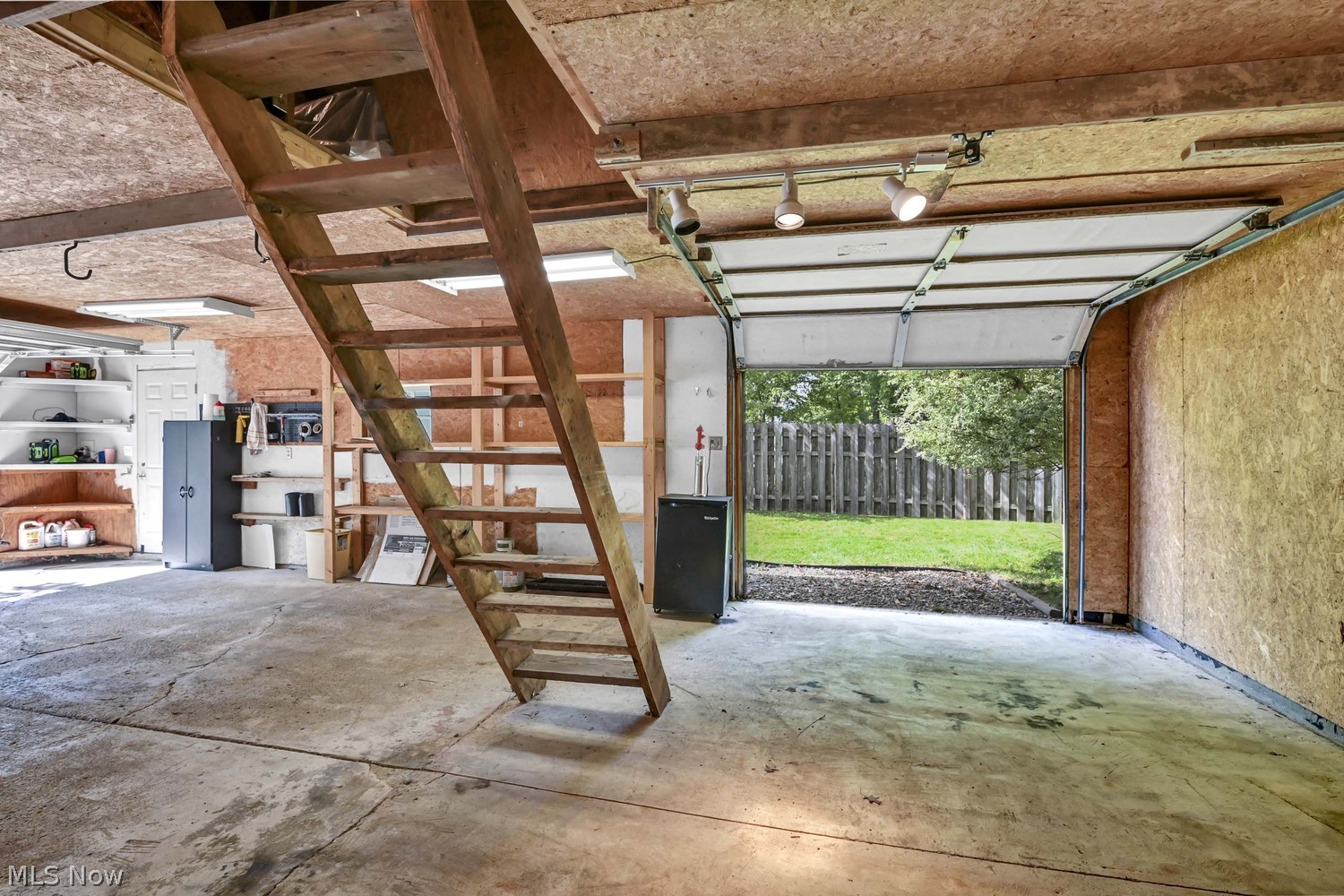 24380 Hedgewood Avenue Westlake OH 44145