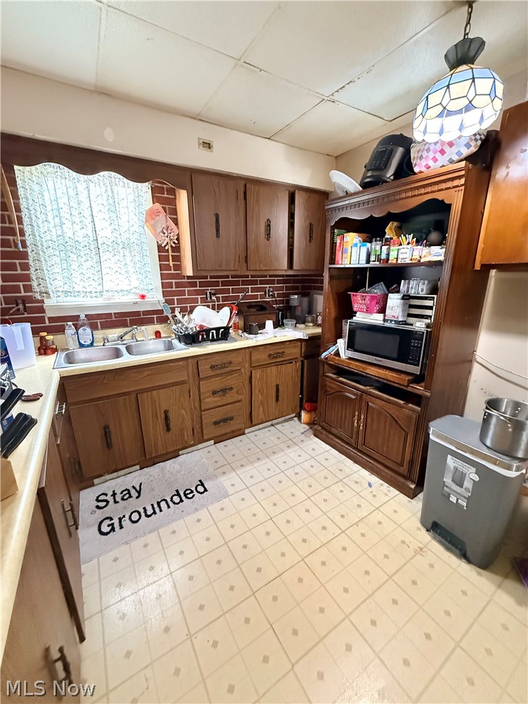 817 Rosswell Avenue Steubenville OH 43952