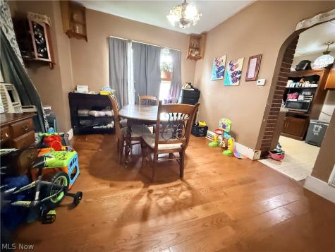 817 Rosswell Avenue Steubenville OH 43952