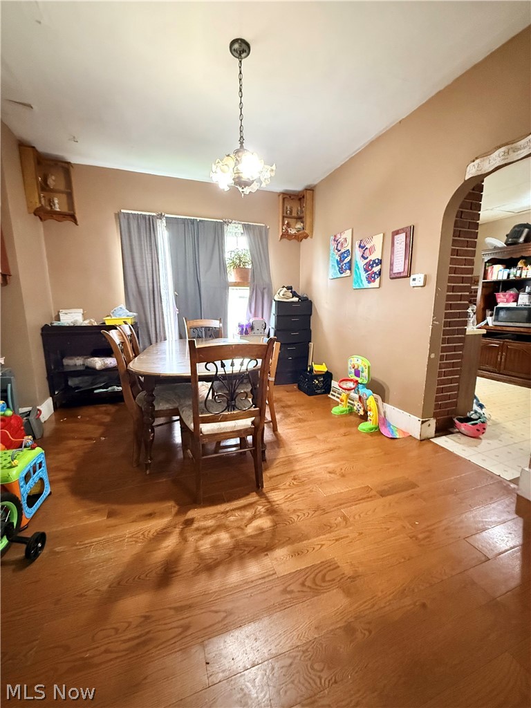 817 Rosswell Avenue Steubenville OH 43952