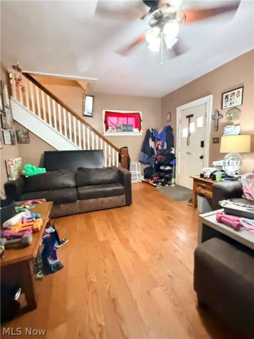 817 Rosswell Avenue Steubenville OH 43952