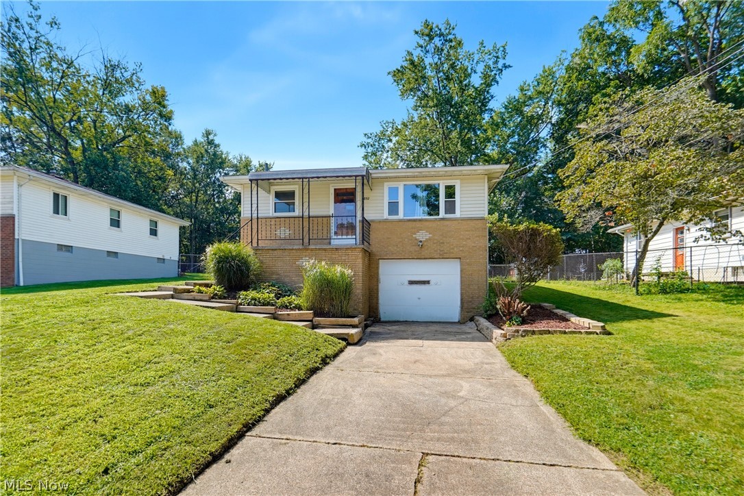 2852 Linwood Road Akron OH 44312
