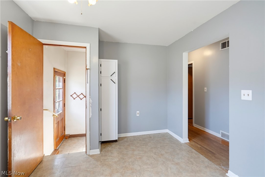 2852 Linwood Road Akron OH 44312
