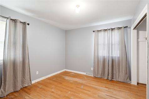 2852 Linwood Road Akron OH 44312