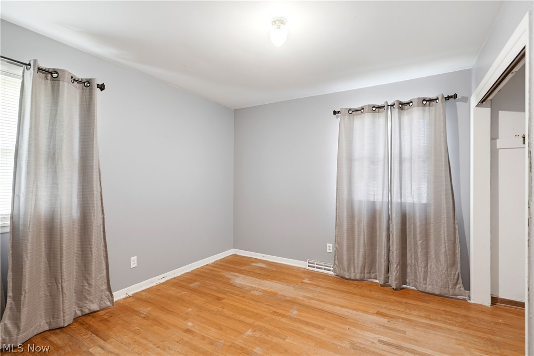 2852 Linwood Road Akron OH 44312