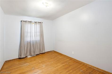 2852 Linwood Road Akron OH 44312