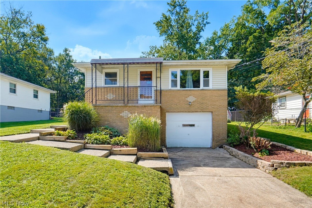 2852 Linwood Road Akron OH 44312