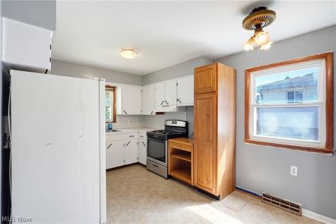 2852 Linwood Road Akron OH 44312