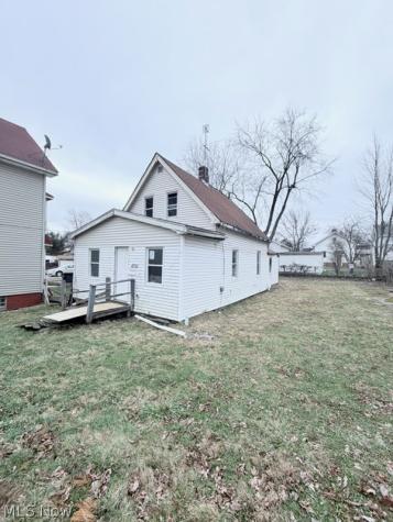 4701 Gifford Avenue Cleveland OH 44144