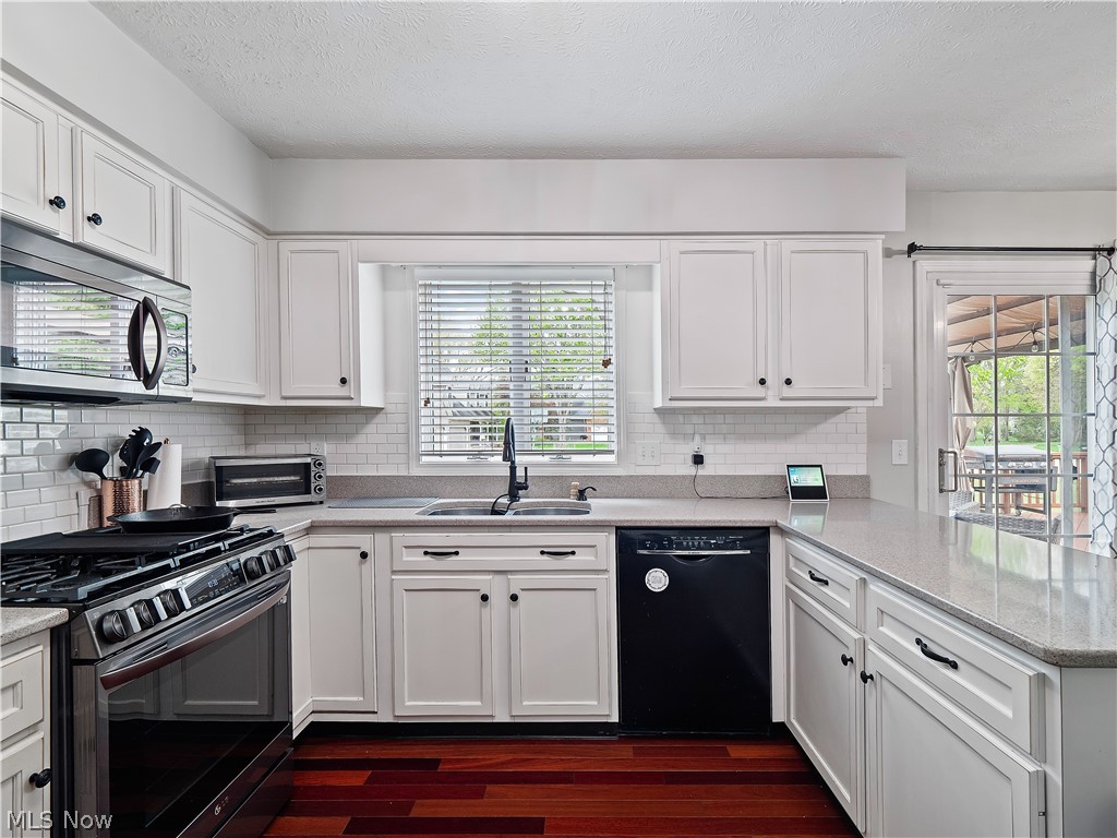 718 Wedgewood Drive Avon Lake OH 44012