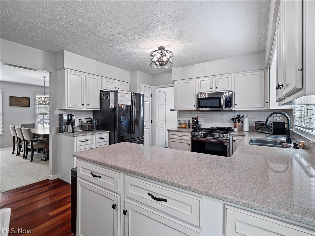 718 Wedgewood Drive Avon Lake OH 44012