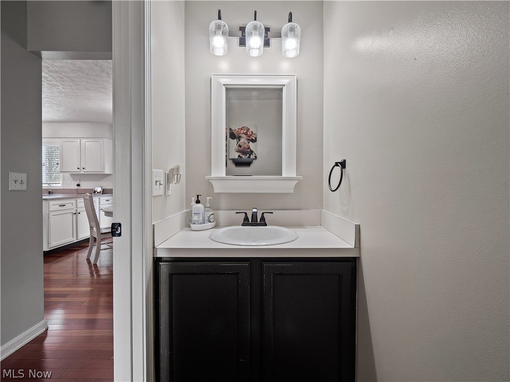 718 Wedgewood Drive Avon Lake OH 44012