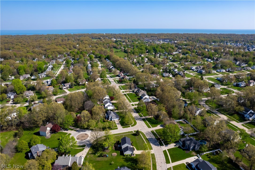 718 Wedgewood Drive Avon Lake OH 44012