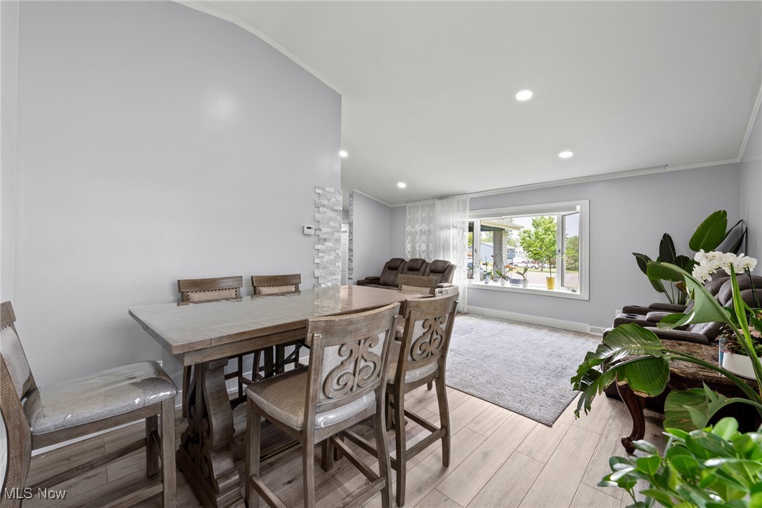 1733 Jo Ann Drive Parma OH 44134
