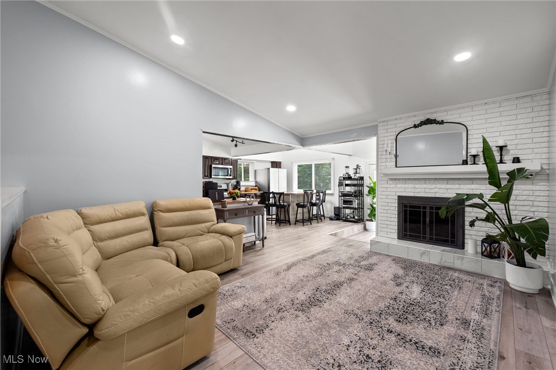 1733 Jo Ann Drive Parma OH 44134