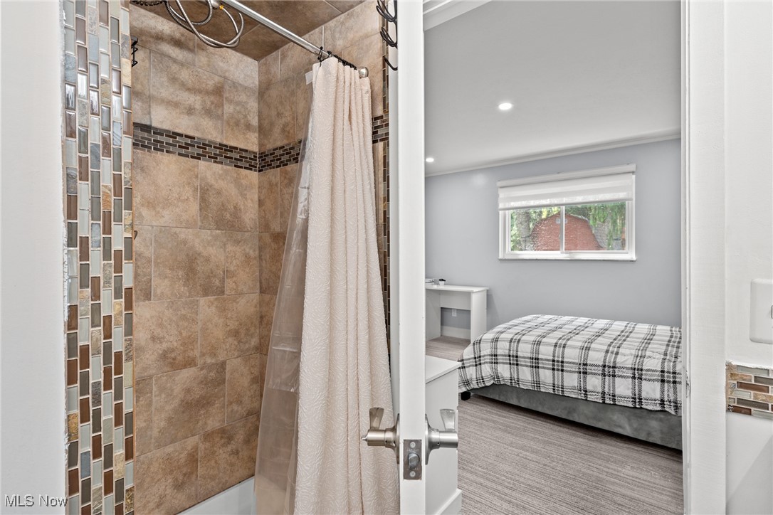 1733 Jo Ann Drive Parma OH 44134