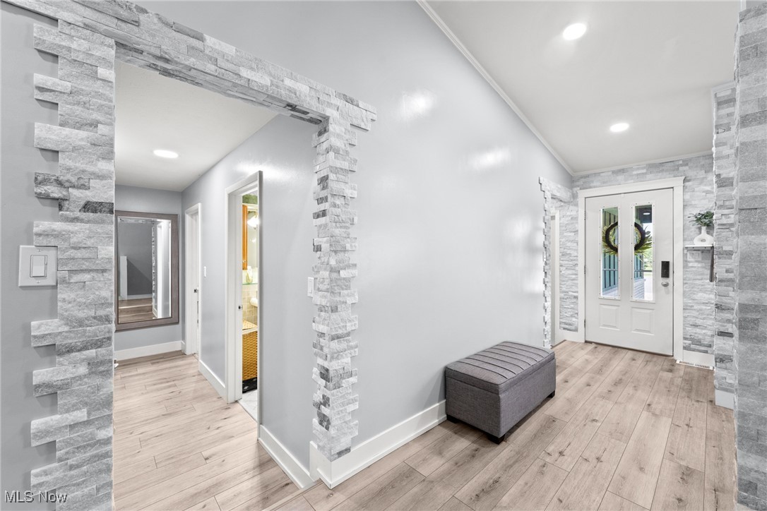 1733 Jo Ann Drive Parma OH 44134