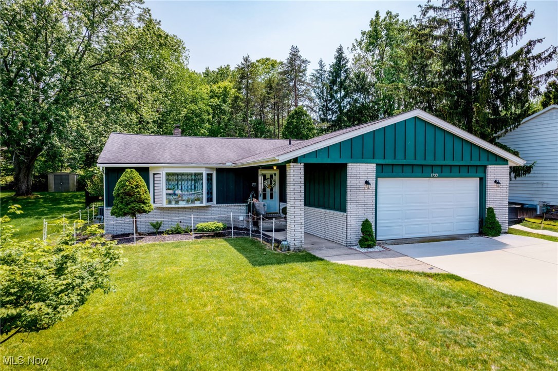 1733 Jo Ann Drive Parma OH 44134