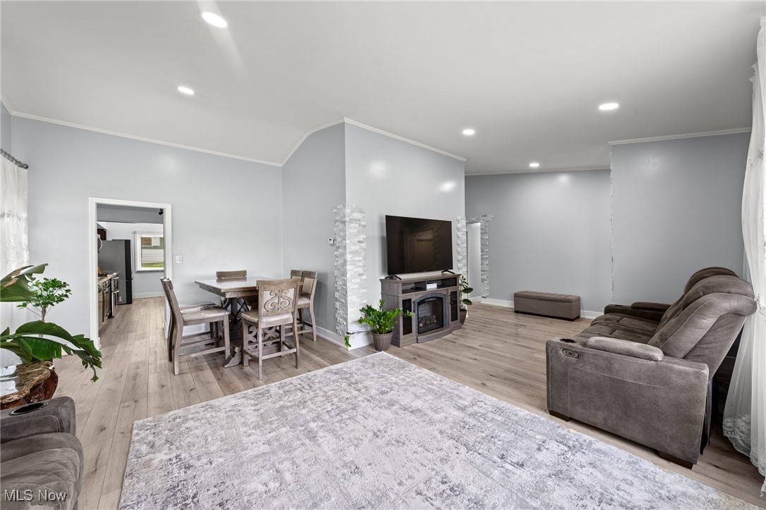 1733 Jo Ann Drive Parma OH 44134