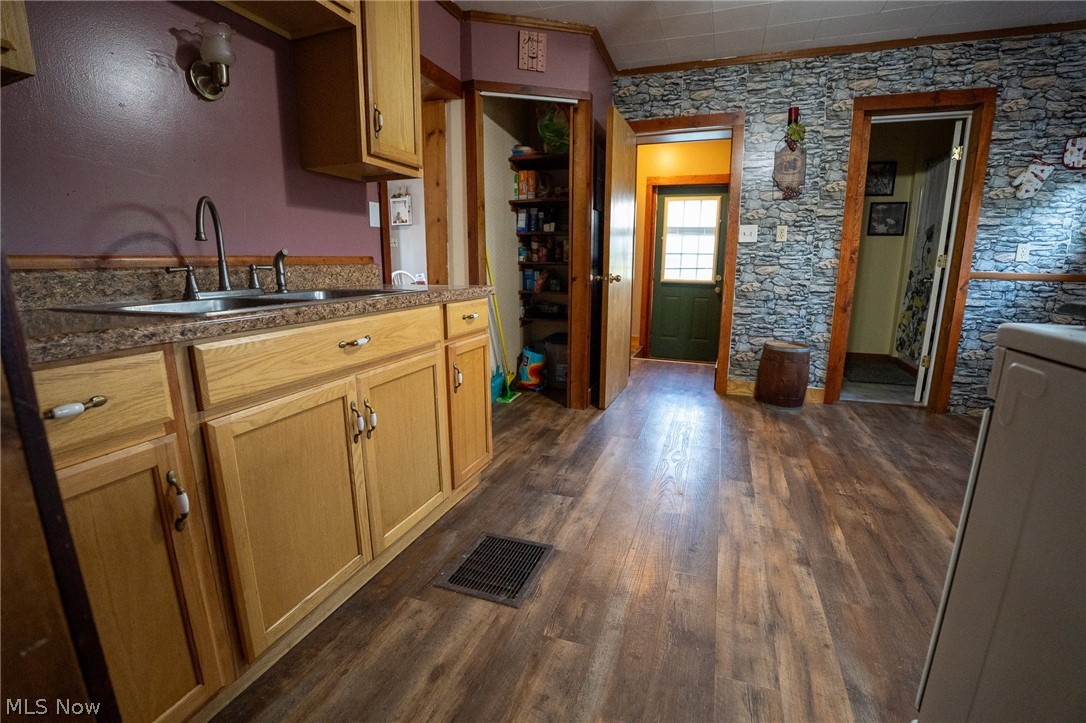 2920 State Route 193 N Jefferson OH 44047